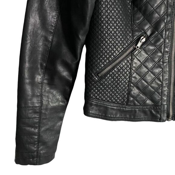 Smart Set Women's Black Faux Leather Full Zip Quilted Biker Jacket - Picture 4 of 8
